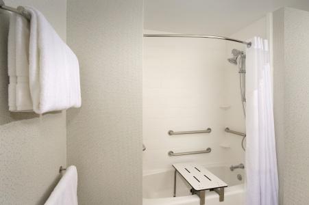 Holiday Inn Express & Suites, an IHG - 23