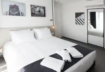 White Luxury - 60