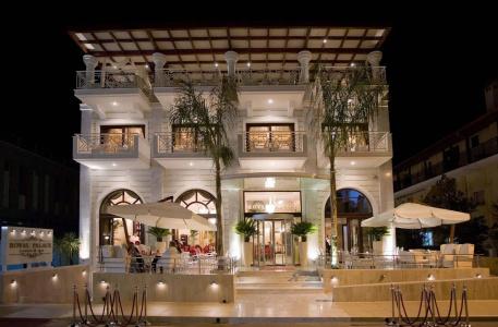 Royal Palace Resort & Spa - 1
