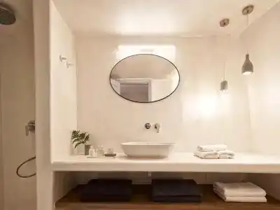 Astra Suites - 320