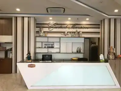 Central Mansion - 1