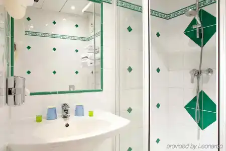 ibis Styles Paris 15 Lecourbe - 8