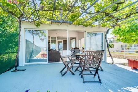 Sandy Beach Studios - 150