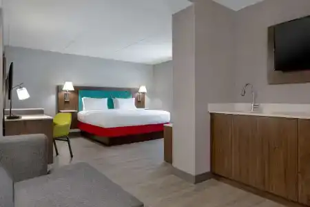 Hampton Inn by Hilton - Toronto - 52