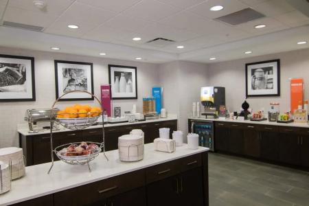 Hampton Inn & Suites Downtown, Ok - 10