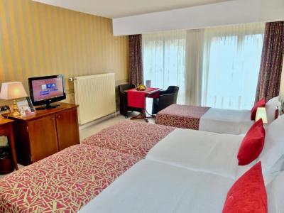 Golden Tulip de’ Medici - 35