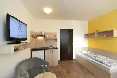 Palác - 17