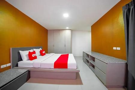 Oyo 460 Int Place - 49