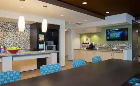 TownePlace Suites by Marriott South/Hamburg Place - 14