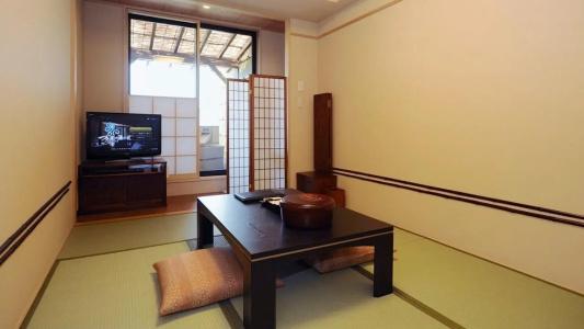 Tokyo Yugawara Onsen Manyo no Yu - 35