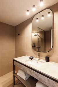 Lithos - 43