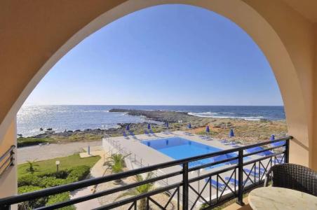 Nanakis Beach Luxury Apartments - 57