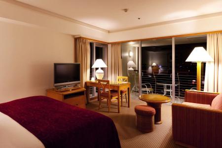 Renaissance Okinawa Resort - 2