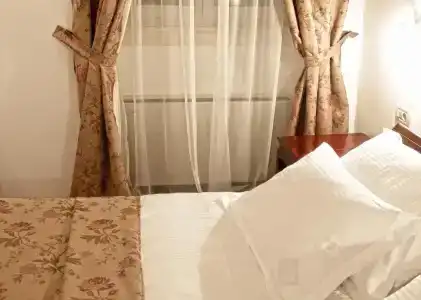 b&b Heritage Apolon - 2