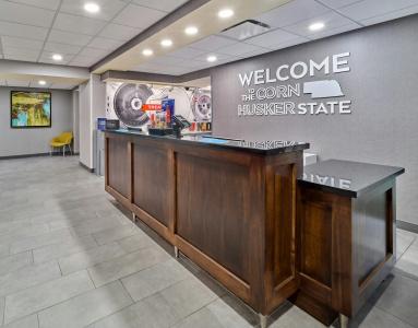 Hampton Inn Midtown-Aksarben - 30