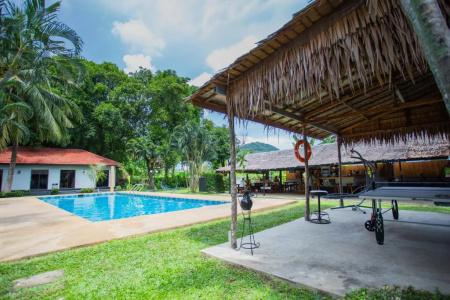 Nr Nanai Patong - 51