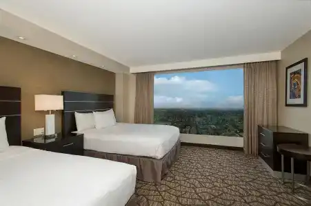 Embassy Suites by Hilton/ Fallsview - 3