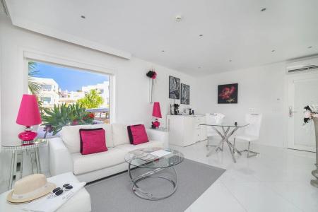 Lani's Suites de Luxe - Adults Only - 15