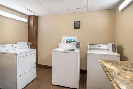 Comfort Inn Charlotte Airport Uptown - 32