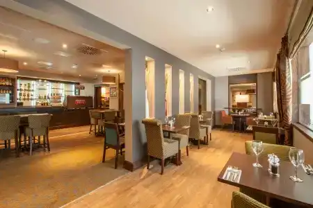 Premier Inn Wandsworth - 19