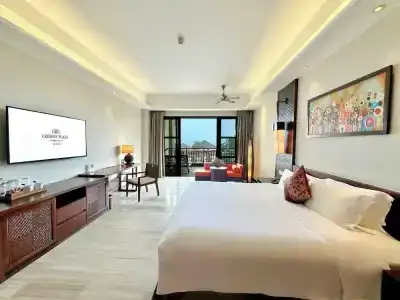 Crowne Plaza Danang - 37
