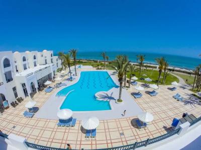 Al Jazira Beach - 18