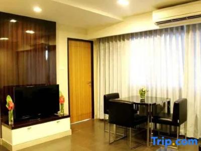 14 Residence - 77