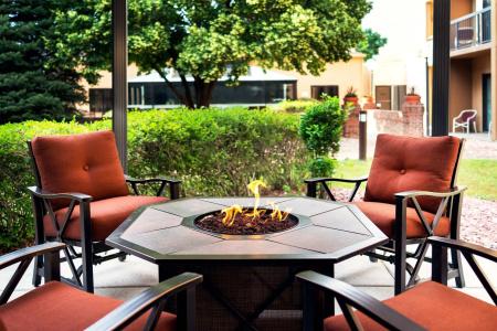 Courtyard by Marriott Denver Central Park - 18
