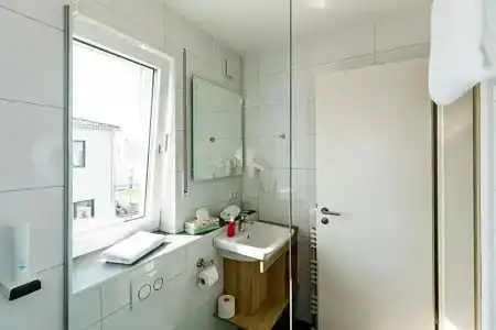 Come In - 4