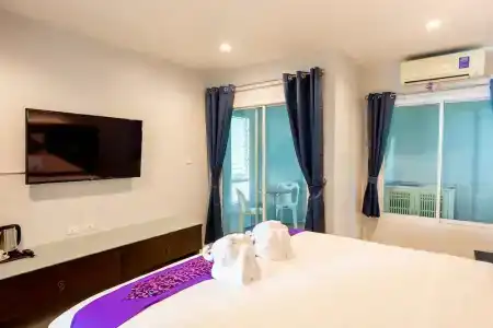 The Great at Patong - 52
