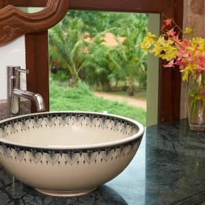 Sara Beachfront Boutique - 40