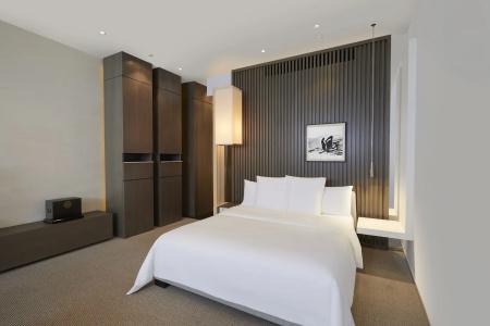 Park Hyatt Shanghai - 30