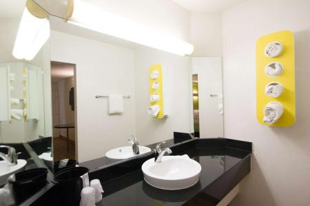 6-Austin, TX - Midtown - 7