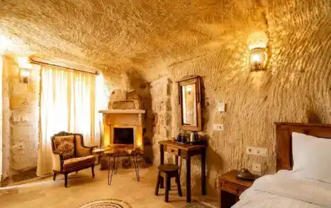 Atilla's Cave - 316