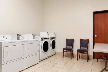 Holiday Inn Express & Suites Central - 26