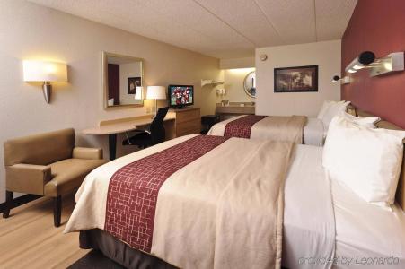 Red Roof Inn Virginia Beach - 5
