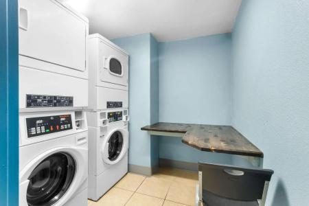 Americas Best Value Inn - - 18