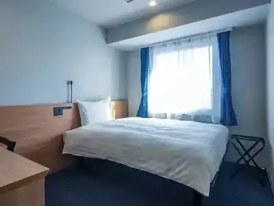 Toyoko Inn - 102