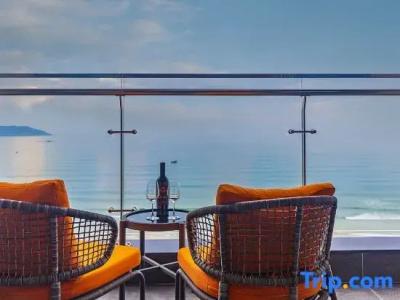 Le Sands Oceanfront Danang - 59