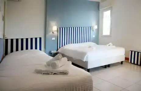 Majorca con Ristorante in Centro a Riccione - 68