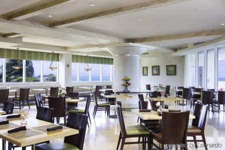 DoubleTree by Hilton Ocean Point - North Miami Beach - 27