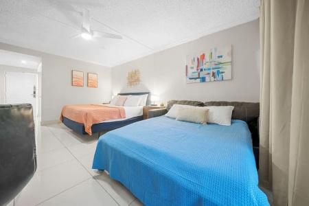 Boca Plaza - 103