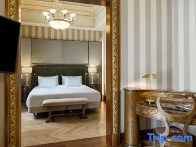 Nh Collection Carlo Iv - 80