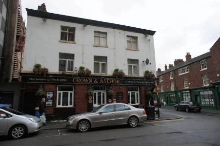 The Crown & Anchor - 20