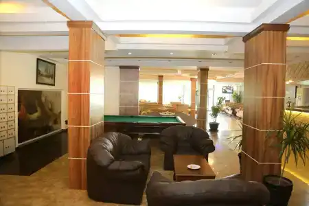 Club Tess - 1