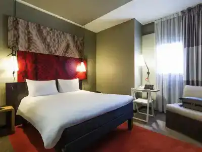 ibis Bordeaux Centre - Gare Saint-Jean - 45