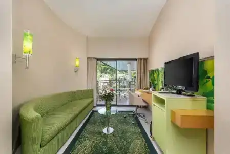 Cornelia De Luxe Resort - 32