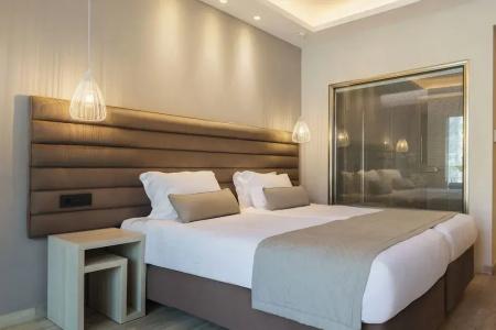 Alexandra Beach Resort & Spa - 73