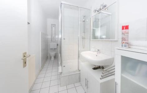 City Guesthouse Pension Berlin - 23
