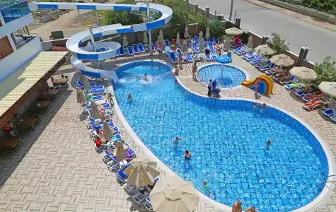 Blue Wave Suite - 17